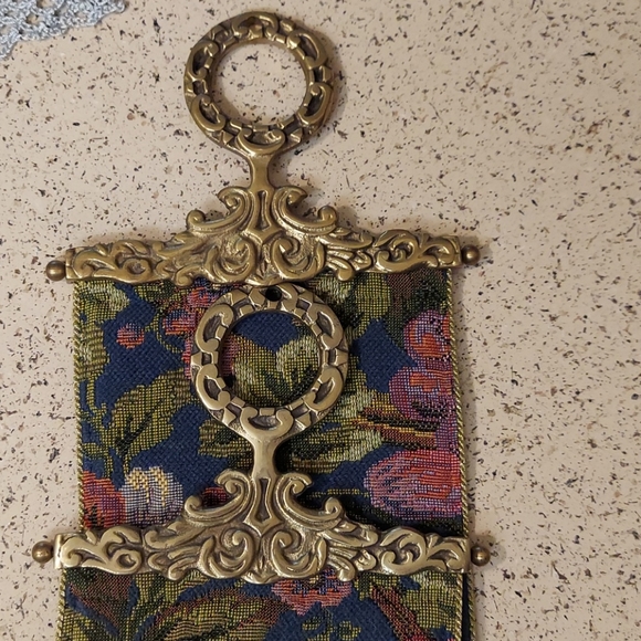 Vintage Corona Decor Co. - Picture 1 of 8